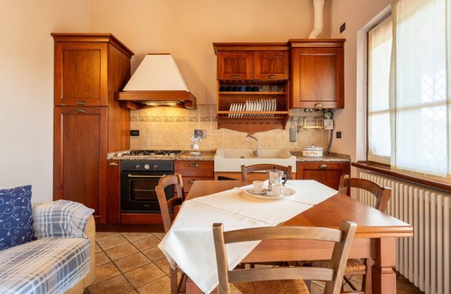Pieve Santo Stefano Apartment | Riflessi di Lago – Agriturismo with Experiences, Breakfast Included - Le Ceregne Bio