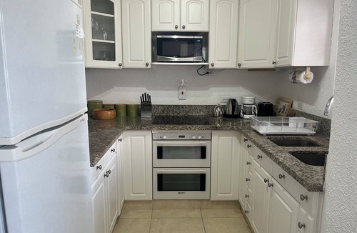 Rockley House | Rockley Resort, Modern 2 bed/2bath Golf/Pool/Tennis, Full AC.