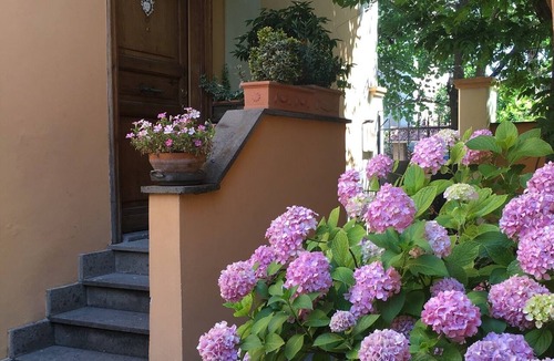 Gianicolense Apartment | ROME GIANICOLO GARDEN romantic near Trastevere with garden in historic center