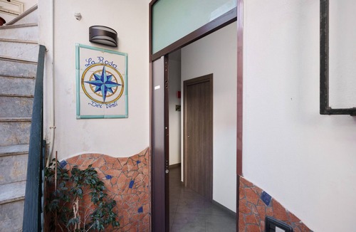 Cetara Apartment | Room 'Camera Libeccio Sea View' with Sea View, Wi-Fi and Air Conditioning