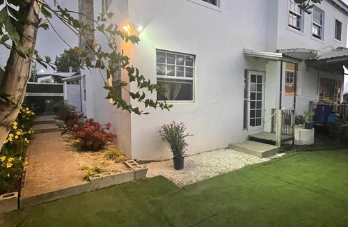 Haggatt Hall Apartment | Ross students Available long term US1800 Monthly 5 mins drive from University