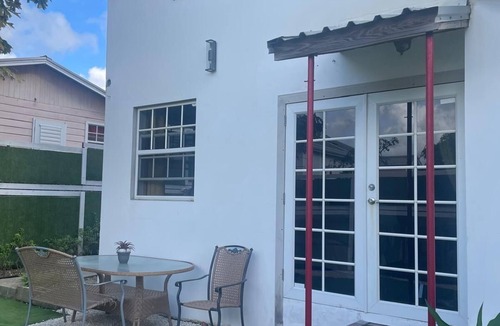 Haggatt Hall Apartment | Ross students Available long term US1800 Monthly 5 mins drive from University