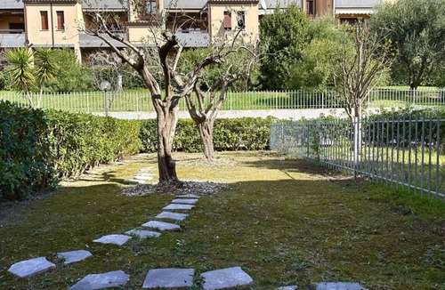 Sirolo Apartment | S044 - Sirolo, delightful three-room apartment with garden