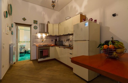 Rione Duomo Apartment | [salernostays] Central balcony apt | Nonna Lella's