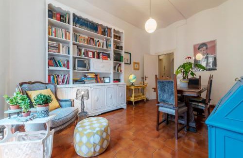 Esquilino Apartment | Santa Maria Maggiore Roomy and Bright Flat