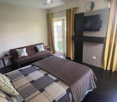 Haggatt Hall Apartment | Scarlett Studios 1- Modern Studio For Holidays & Extended Stays -Near Ross University & US Embassy- Accommodation With Optional Car Rental