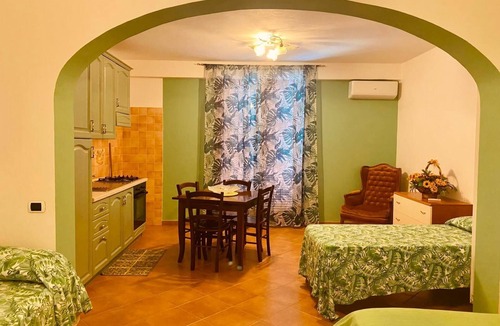 San Mauro Cilento House | "Sea, mountains and hills - an oasis of relaxation embedded in nature."