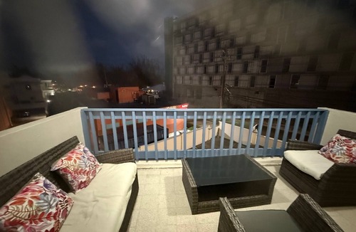 Hastings Apartment | Sea-View 2 Bed, 2 Bath Apartment Steps from Beach & Boardwalk 2B