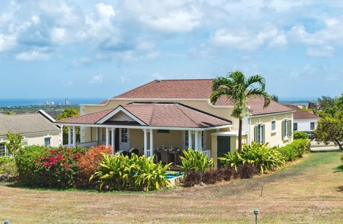Speightstown Villa | Serene 3-Bedroom, modern Villa + resort Amenities - ideal for couples & retired