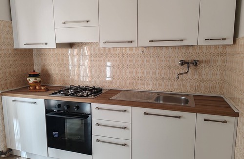 Mottola Apartment | Shelter in Mottola, near Martinafranca, Matera, Valle d'Itria and Salento.