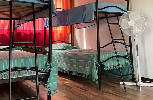 Barete House | Single Bed in a cozy cabin located in the mist of beautiful mountains