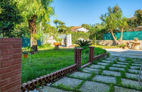 Eboli Villa | Small villa with a garden near the sea—sleeps 6—between Amalfi, Cilento, Pompeii, and Paestum