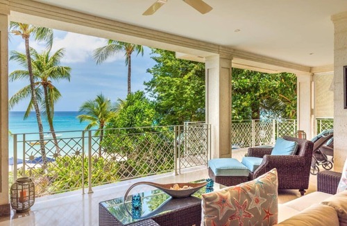 Old Trees Bay Apartment | Smugglers Cove No. 3 | Elegant Beachfront Living on Paynes Bay, Barbados