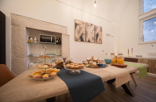 Trani Bed & Breakfast | Sotrani