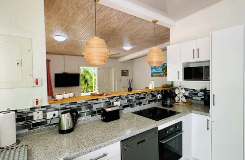 Sunset Crest Condo | Spacious 2-bedroom condo in Sunset Crest with nearby free swimming pool access