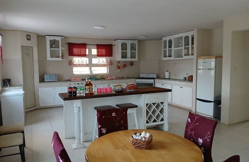 Saint Marks House | Spacious 3 bedroom home, 10 minute walk to Bay on East Coast. Sleeps 7.