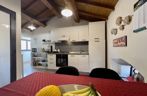 Old Town Apartment | Spacious apartment within walking distance of Duomo and Pescheria