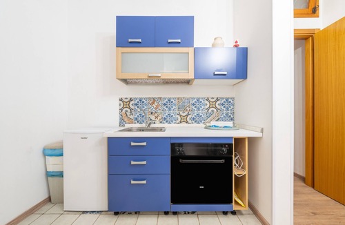 Cagliari House | Studio Apartment 'Alla Marina Monolocale Deluxe' with Balcony, Wi-Fi and Air Conditioning