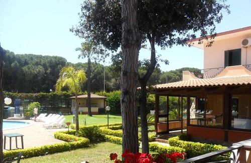 Villaggio Coppola Apartment | STUDY IN PRIVATE PARK