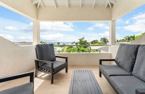 Mullins Villa | Stunning 4 Bed Villa - Sea View, Infinity Pool, Short Walk to Mullins Beach