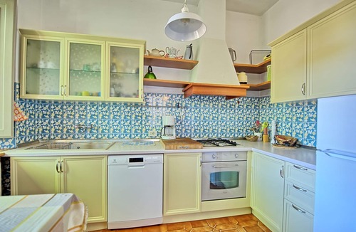Ambra Villa | Stunning private villa for 8 people with WIFI, private pool, TV, balcony and panoramic view