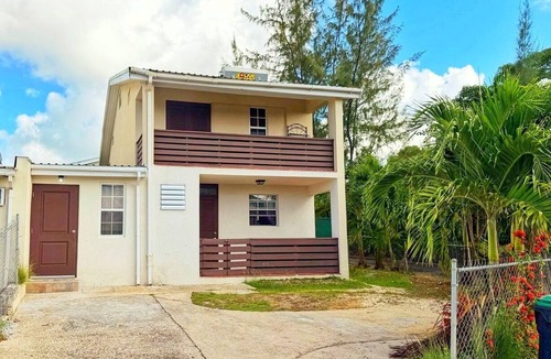 Maxwell House | Stylish 2-bedroom, 2-bathroom retreat on Barbados’ vibrant South Coast