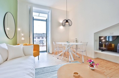 Historical Downtown Salerno Apartment | Stylish Apartment in the Heart of Salerno – Gateway to the Amalfi Coast