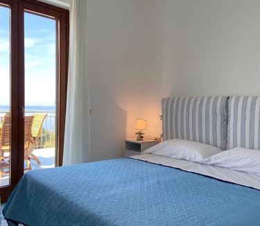 Marina Lido Apartment | SunSea Apartments Pisciotta