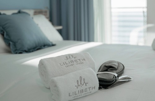 Magazzeno Bed & Breakfast | Sunset - Lilibeth Luxury Suites