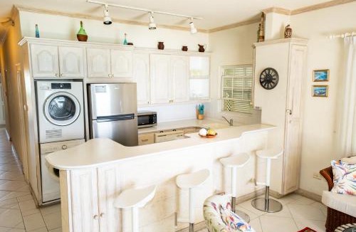 Worthing Apartment | Sweet Life Condo