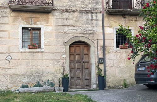 Trentinara Apartment | The Little House is not just housing, it is history! In the center of the village