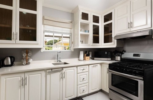 Douglas Villa | The Little White Cottage - Serene 1 Bedroom Villa In Soothing Speighstown