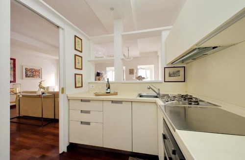 Rome City Centre Apartment | The Pantheon view in the heart of Rome
