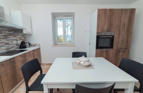 Vatolla House | The Sparrow's Nest - Hill 20 minutes from the sea