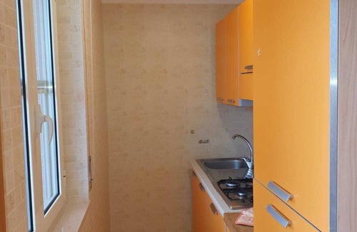 Montincello Apartment | Tre Appartamenti in Villa con Giardino Vicino al Mare