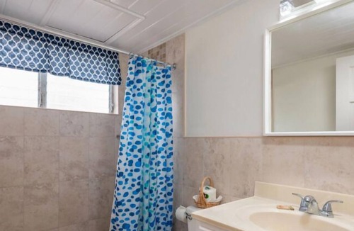 Rendezvous House | Two Spacious 1BR w/Kitchenette & Beach Access | Hotel w/Pool & Free Parking