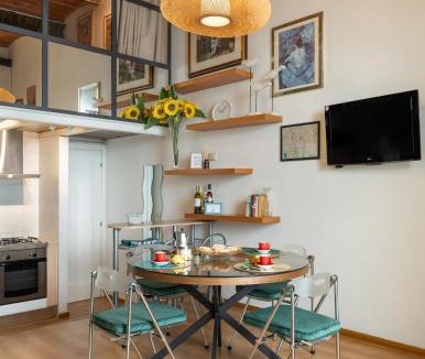 Santa Croce Apartment | Via Cimabue 8b - Florence Charming Apartments - Metropolitan Loft in Florence - 20 minute walk to city center - excellent base for exploring - less than 5 minute walk to the supermarket - amazing bakery on the corner
