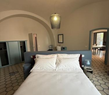Pontecagnano Faiano House | Viaggio Homes Appartamenti da 60 m2 con Jacuzzi Hammam Cucina Patio con Aperitivo di Benvenuto