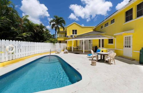 Lascelles Apartment | Vida Mejor-East Pool (Private Pool)