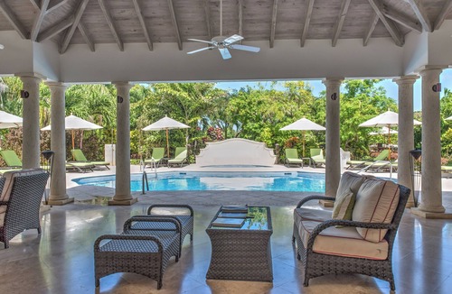 Mullins Villa | Villa Azure is in a prime location on the dazzling West Coast of Barbados.