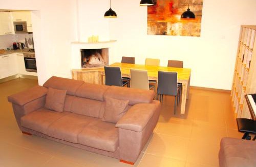 Municipio 1 House | Villa Costanza