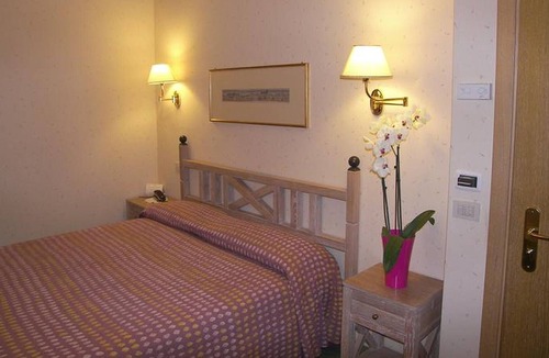 Sant'Elia Fiumerapido Bed & Breakfast | Villa Des Reves room for 3 in the green near Montecassino