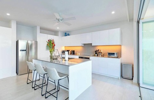 Westmoreland Apartment | Villa Ferraj - by ZenBreak