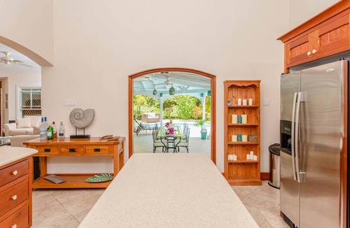 Gibbs Bay Villa | Villa Gibbes - Three Bedroom Villa, Sleeps 6