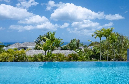 Merlin Bay Villa | Villa Infinity House by Fantasia Villas