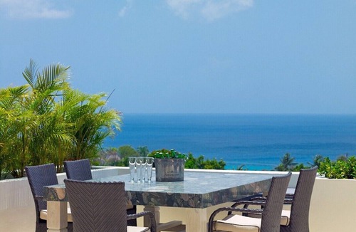 Merlin Bay Villa | Villa Infinity House by Fantasia Villas