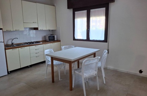 Rosolina Mare Apartment | Villa Jolanda apartment central area 150 mt from the sea