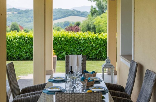 Acqualagna Villa | Villa Margot - Private villa, 5 bedrooms, pool, pets, A/C, Wi-Fi, Marche