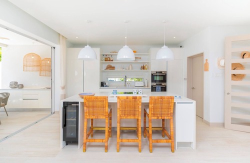 Porters House | Villa Palmier at Porters Place - Private Beach Club by Young Estates