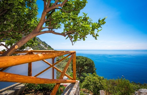 Laurito Villa | Villa Raissa luxury Property in Positano with private jacuzzi